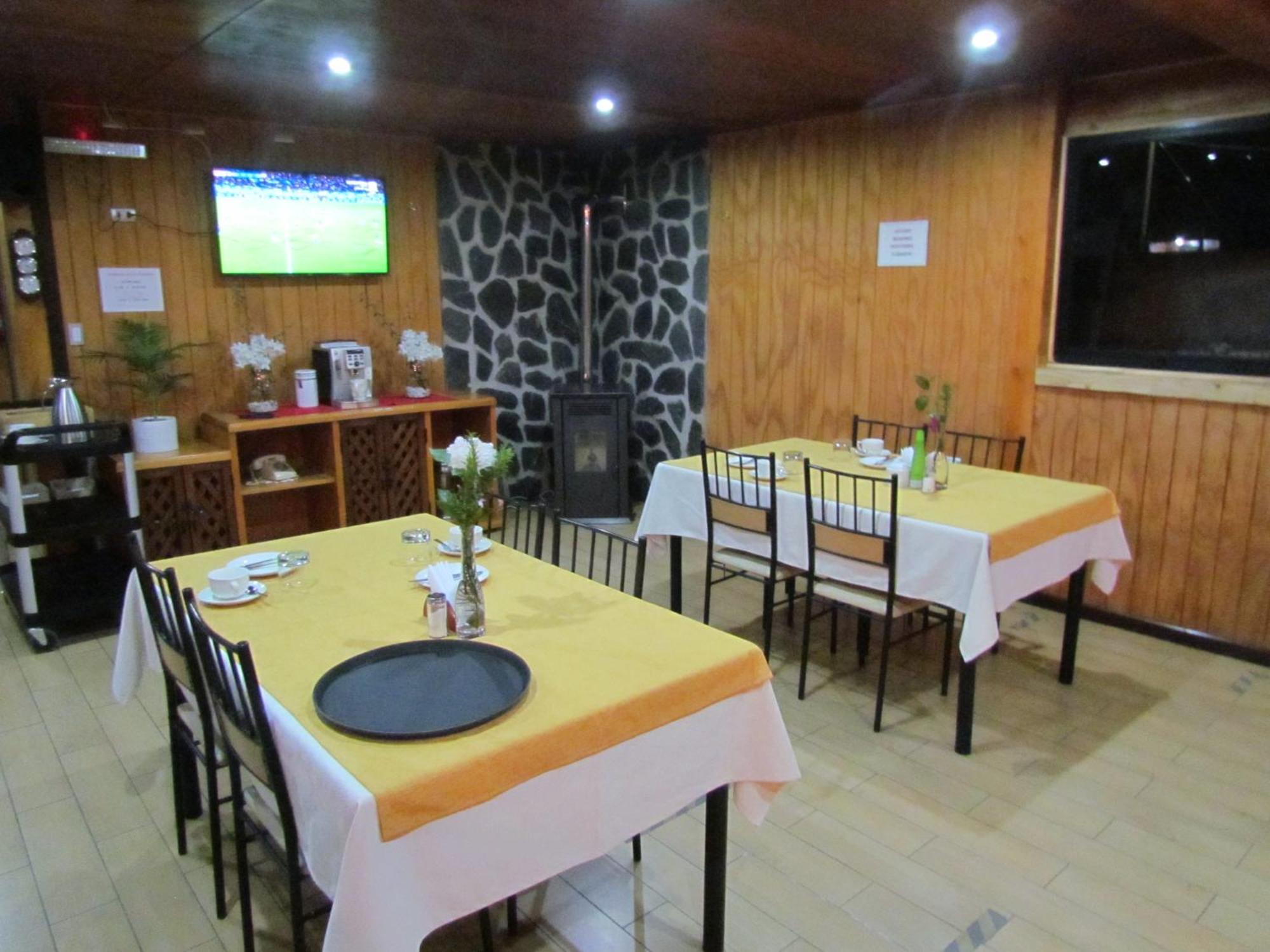 Hosteria Antupiren Hornopiren Exterior foto